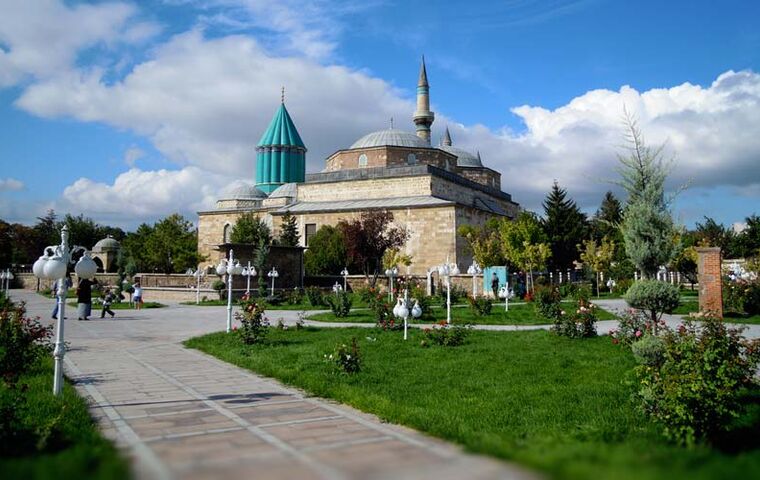 Mevlana Şeb-i Arus Turu