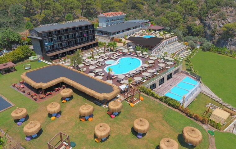 MANASPARK DELÜXE HOTEL