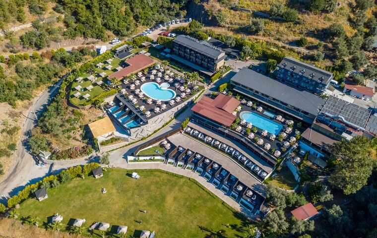 MANASPARK DELÜXE HOTEL