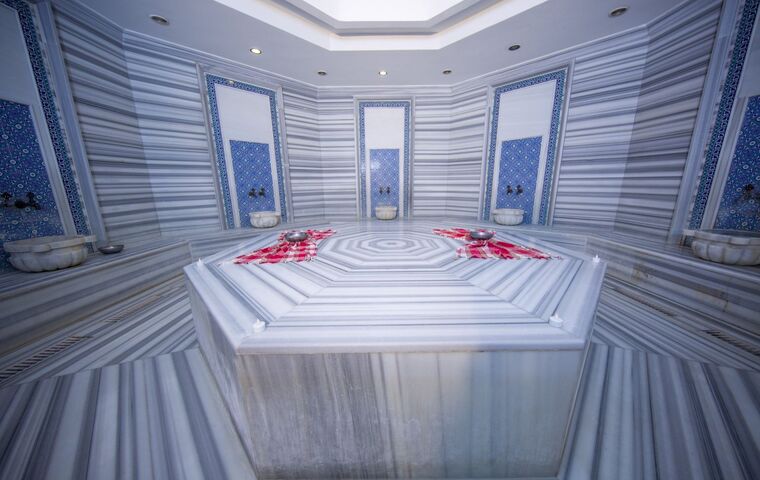 YILBAŞI ANTALYA TATİLİ AYDINBEY QUEENS PALACE BELEK