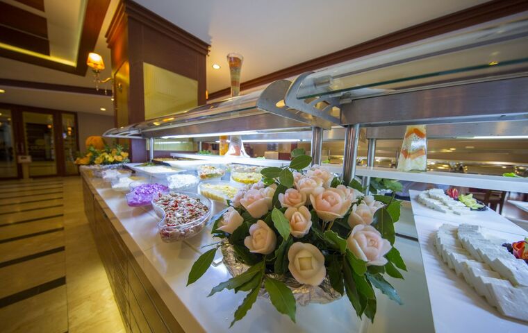 YILBAŞI ANTALYA TATİLİ AYDINBEY QUEENS PALACE BELEK