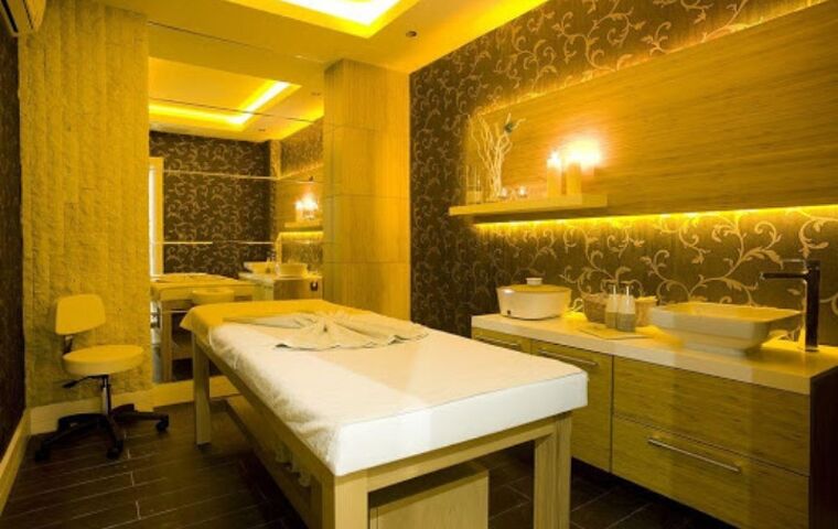 YILBAŞI ANTALYA TATİLİ AYDINBEY QUEENS PALACE BELEK