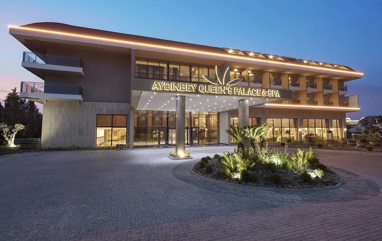 YILBAŞI ANTALYA TATİLİ AYDINBEY QUEENS PALACE BELEK